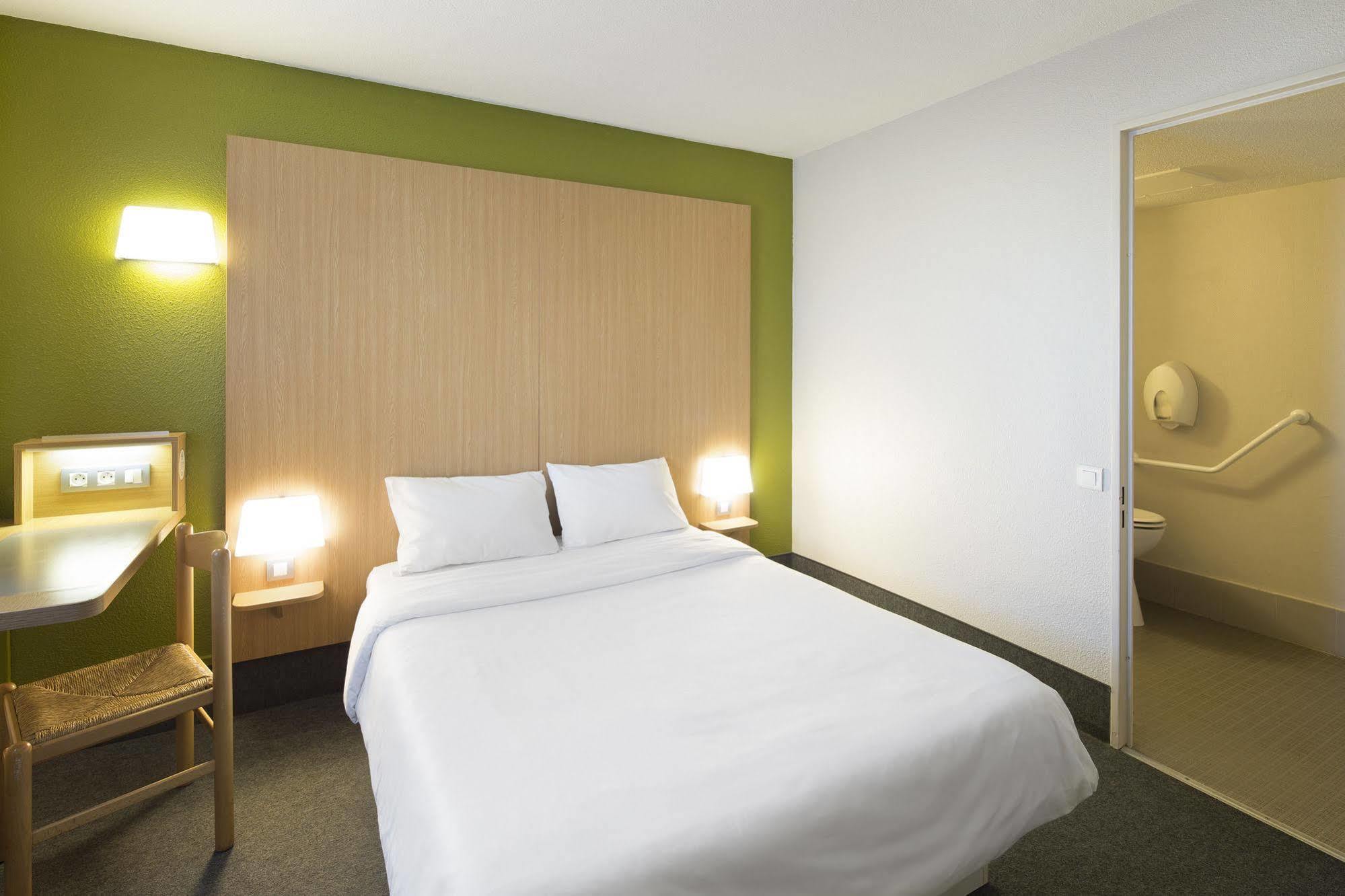 Laval Hotel Changé